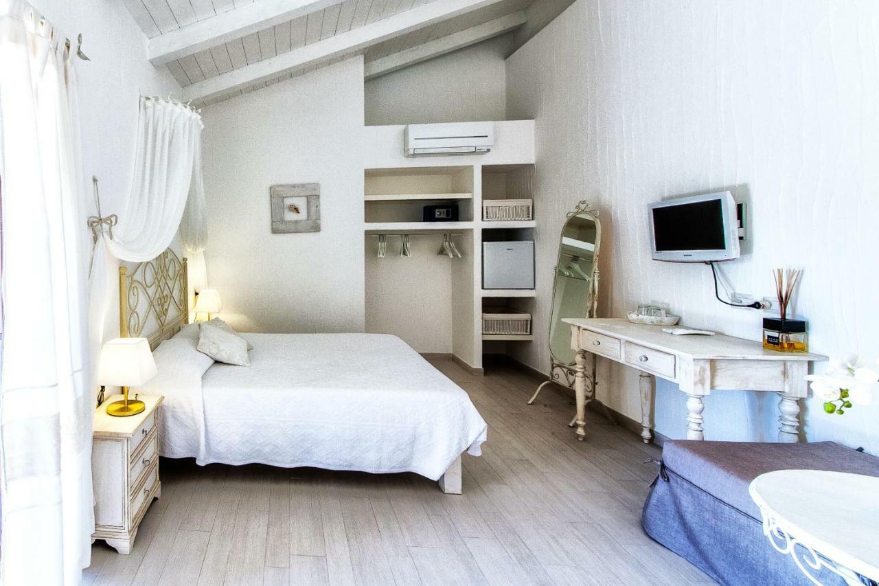 Cento Ulivi B&B Golfo Aranci Exterior foto