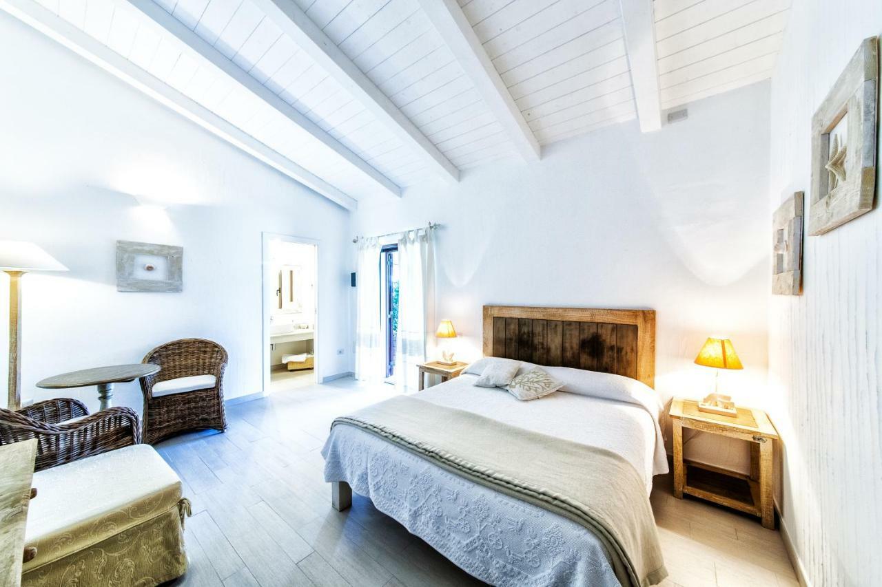 Cento Ulivi B&B Golfo Aranci Exterior foto